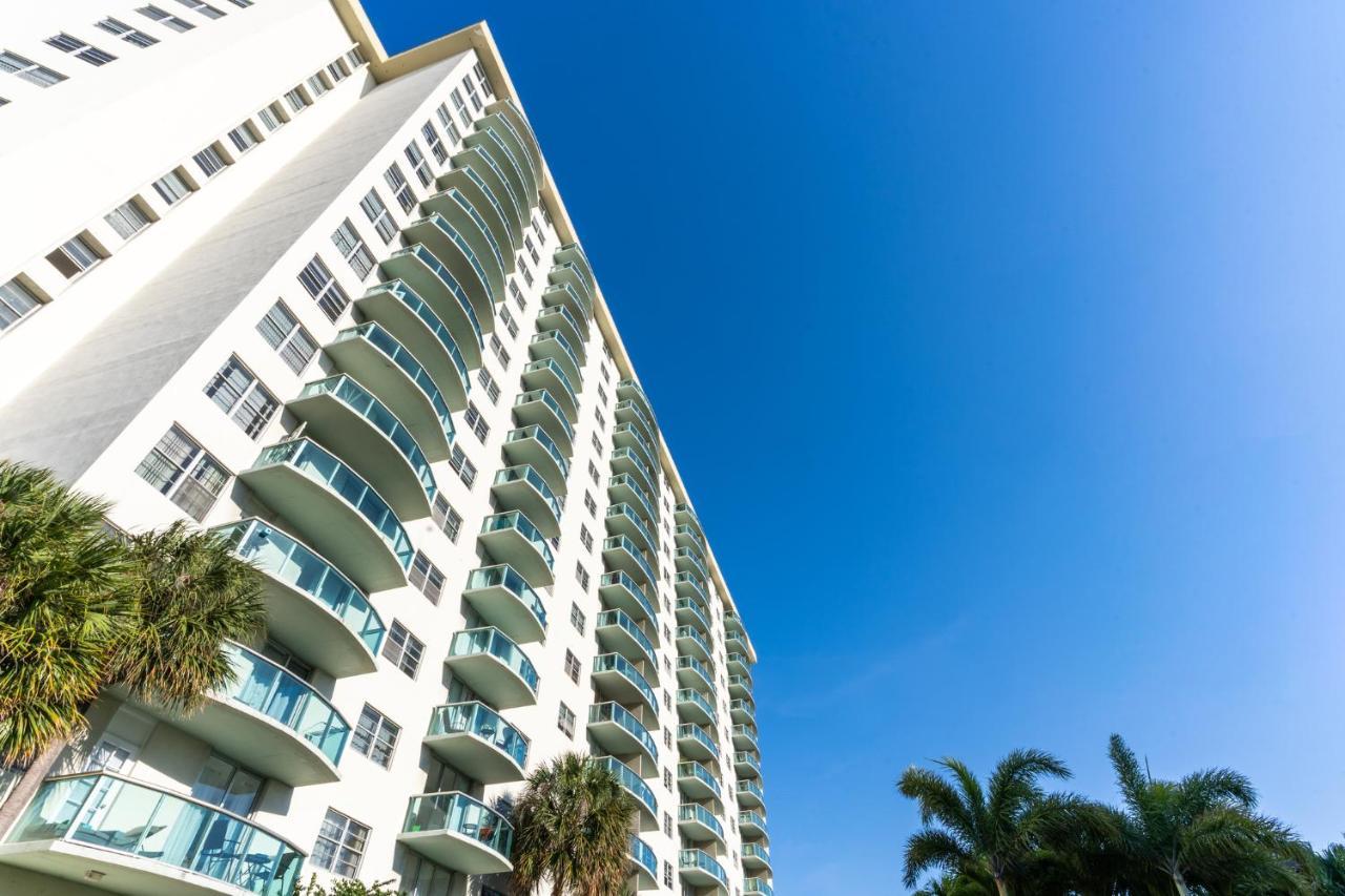 Sunny Isles Ocean Reserve Condo Apartments Miami Beach Exterior foto