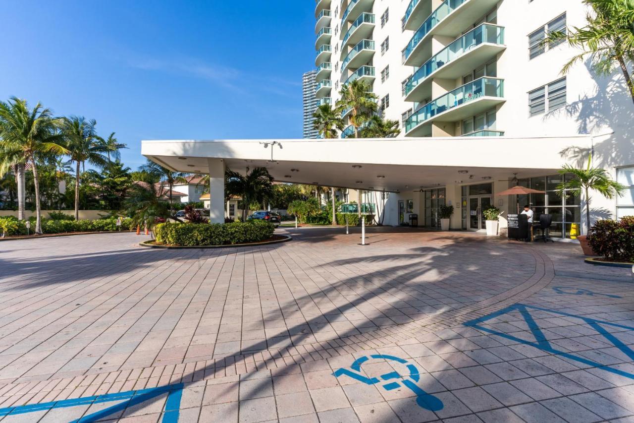 Sunny Isles Ocean Reserve Condo Apartments Miami Beach Exterior foto